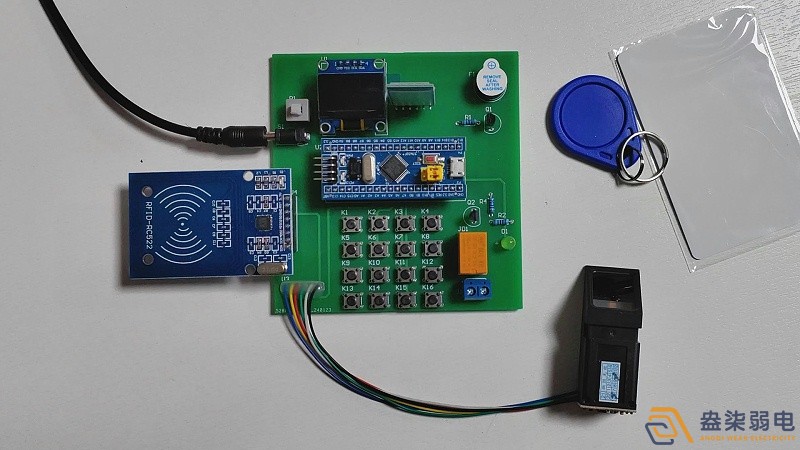 門禁系統(tǒng)如何與消防、監(jiān)控系統(tǒng)聯(lián)動(dòng)？