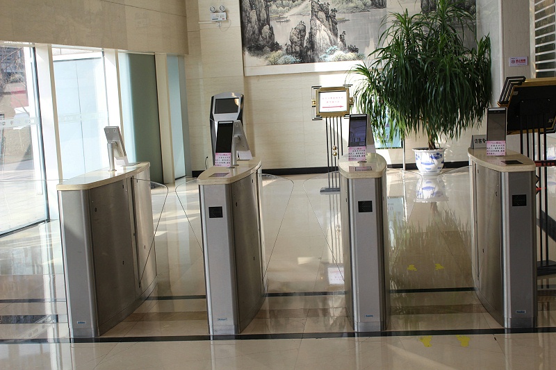 新建工廠人臉訪客機的優勢在哪里？